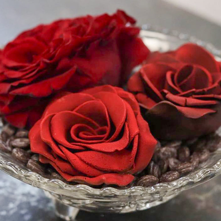May 5th: Edible Chocolate Rose Class with Anne Boulley